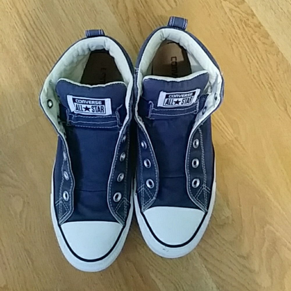 Men's 8 navy mid converse